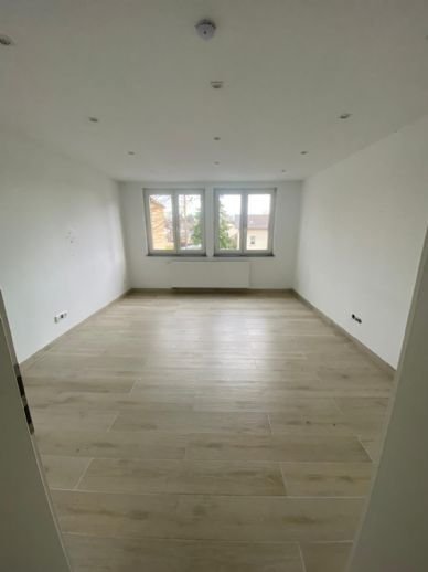 Wohnung zur Miete 1.100 € 3 Zimmer 75 m²<br/>Wohnfläche ab sofort<br/>Verfügbarkeit Troisdorf Troisdorf 53840