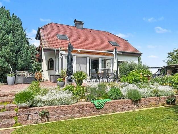 Einfamilienhaus zum Kauf 299.500 € 5 Zimmer 170 m² 2.041 m² Grundstück Düben Coswig 06869