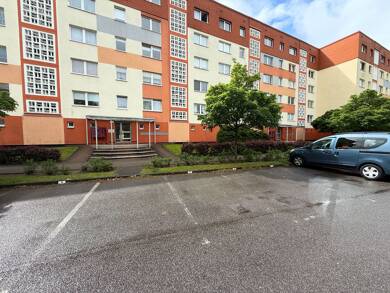 Studio zum Kauf 130.000 € 3 Zimmer 55 m² frei ab sofort Greifswald 17491