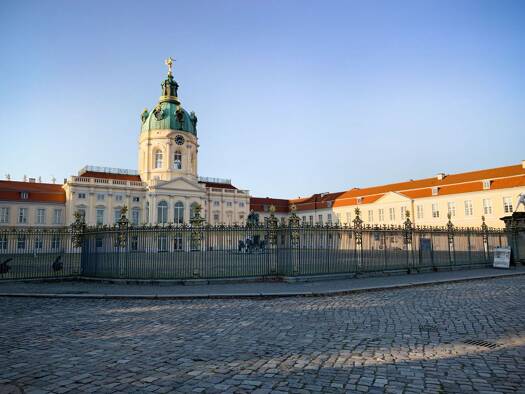 Wohnung zur Miete 2.149 € 3 Zimmer 90 m² Geschoss 2/5 frei ab sofort Heubnerweg 9 A Charlottenburg Berlin 14059