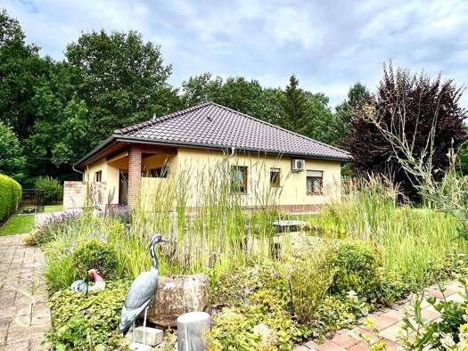 Bungalow zum Kauf 780.000 € 5 Zimmer 146 m² 1.137 m² Grundstück Oranienburg 16515