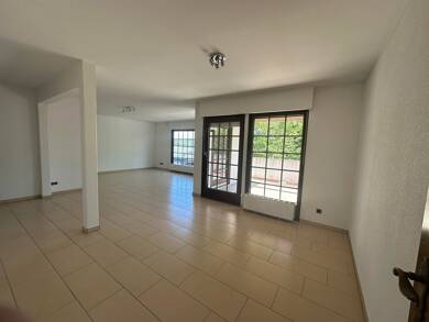Stadthaus zur Miete 2.100 € 250 m² 540 m² Grundstück frei ab sofort Michelbach Aarbergen 65326