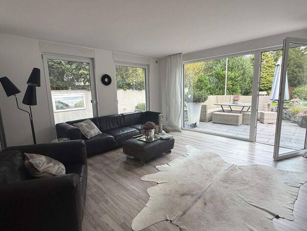 Mehrfamilienhaus zum Kauf 749.000 € 10 Zimmer 211 m² 819 m² Grundstück Aldenrade Duisburg 47179