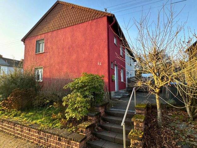 Reihenmittelhaus zum Kauf 179.000 € 4 Zimmer 102 m² 208 m² Grundstück Eichendorffstraße 44 Friedrichsthal 66299