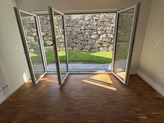 Wohnung zur Miete 1.790 € 3 Zimmer 123,2 m² EG frei ab sofort Hanfelder Str. 7a Oberbrunn 82131