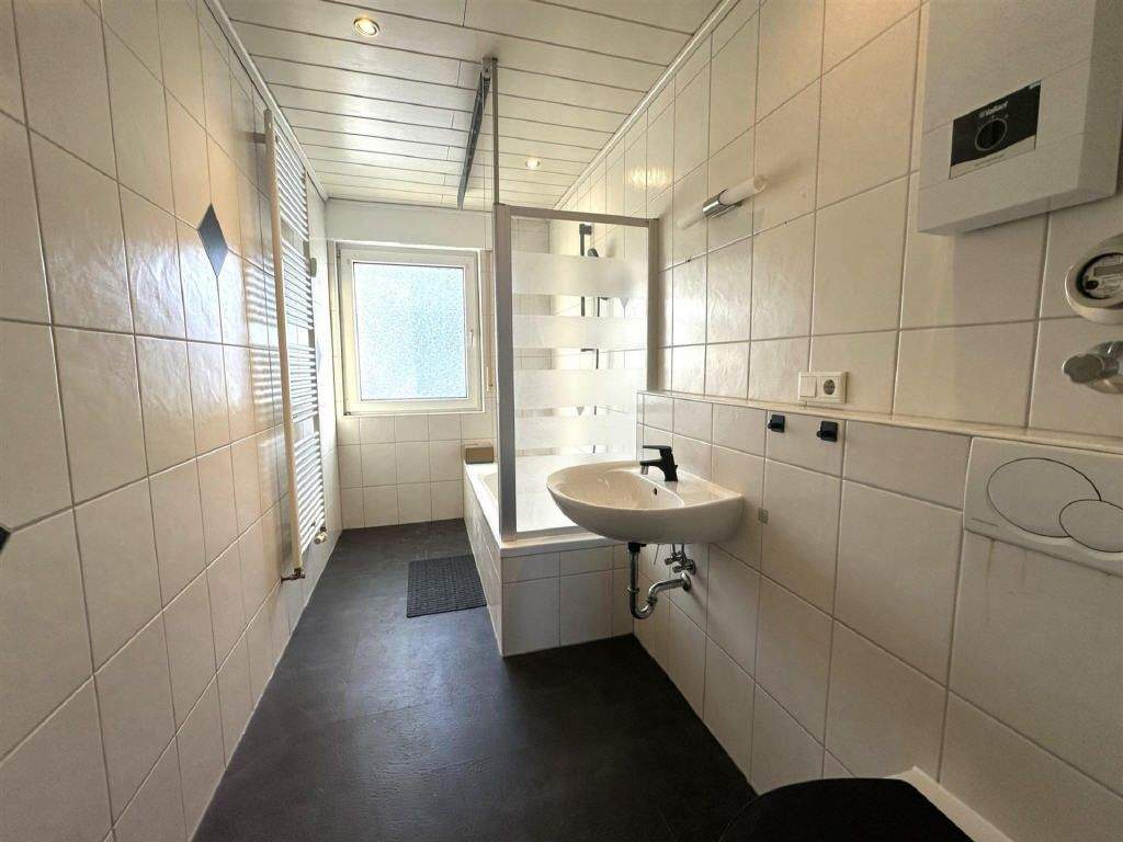 Immobilie in Sundern - / 3-Zimmer-Wohnung mit wohnlich ausgebautem Dachgeschoss in Sundern! - Bild 4