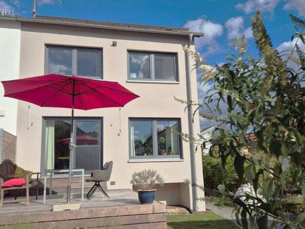 Doppelhaushälfte zum Kauf provisionsfrei 543.000 € 4,5 Zimmer 103 m² 351 m² Grundstück Donnbronn Untergruppenbach 74199