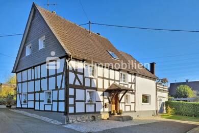 Einfamilienhaus zum Kauf 299.000 € 6 Zimmer 217 m² 613 m² Grundstück Morkepütz Wiehl / Morkepütz 51674