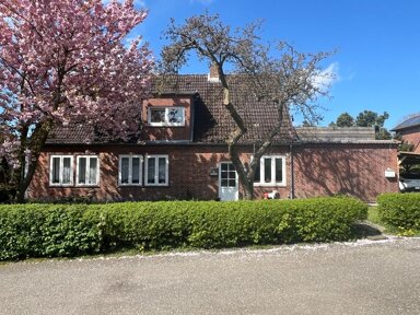 Mehrfamilienhaus zum Kauf 360.000 € 192 m² 651 m² Grundstück Osterhusum Husum 25813