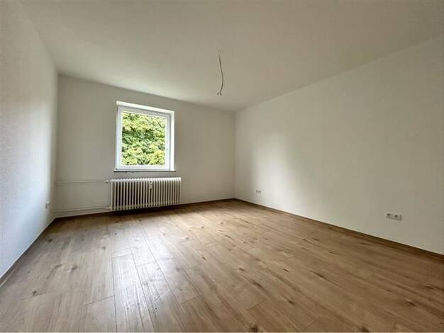 Wohnung zur Miete 379 € 3 Zimmer 53,5 m² 1. Geschoss frei ab 16.09.2026 Schillerstraße 134 Geestemünde Geestemünde 27570