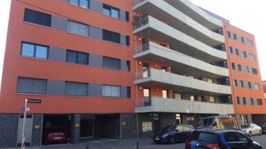 Wohnung zur Miete 700 € 4 Zimmer 111 m² frei ab sofort Kleemannstr Veielbrunnen Stuttgart 70372