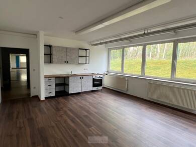 Produktionshalle zur Miete 5,58 € 195 m² Lagerfläche Regenstauf Regenstauf 93128