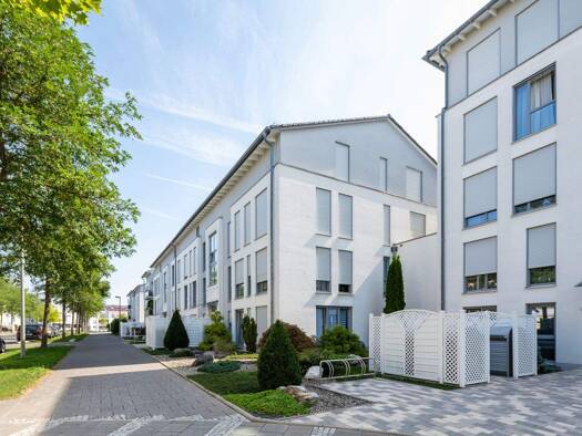 Wohnung zum Kauf 470.000 € 3 Zimmer 90,6 m² 3 Geschosse frei ab sofort Göggingen Augsburg 86199