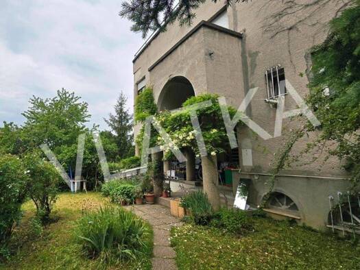 Doppelhaushälfte zum Kauf 1.900.000 € 7 Zimmer 250 m² Zagreb 10000