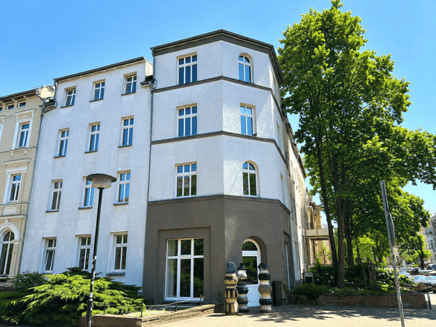 Laden zum Kauf 157.000 € 3 Zimmer 137 m² Verkaufsfläche Innenstadt Mitte 06114