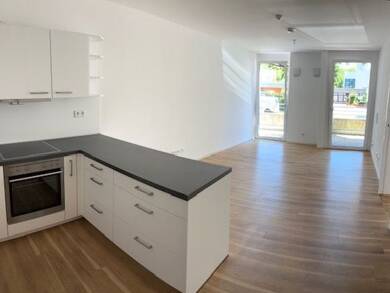 Terrassenwohnung zur Miete 1.000 € 2 Zimmer 57 m² EG frei ab sofort Bertramstraße Untertürkheim Stuttgart 70327
