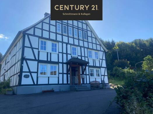 Bauernhaus zum Kauf 189.000 € 11 Zimmer 240 m² 3.600 m² Grundstück Albaum Kirchhundem 57399