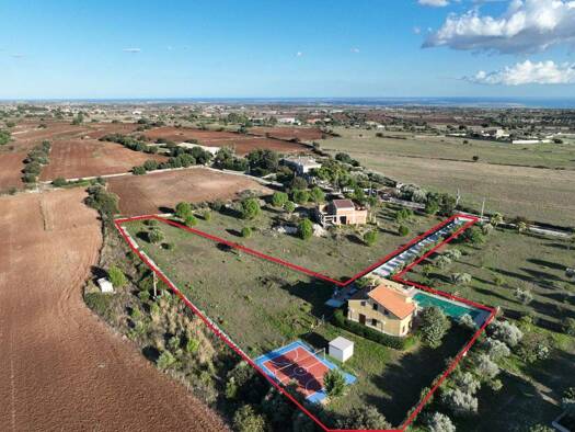 Mehrfamilienhaus zum Kauf 560.000 € 2,5 Zimmer 188 m² 4.000 m² Grundstück frei ab sofort Modica 97015