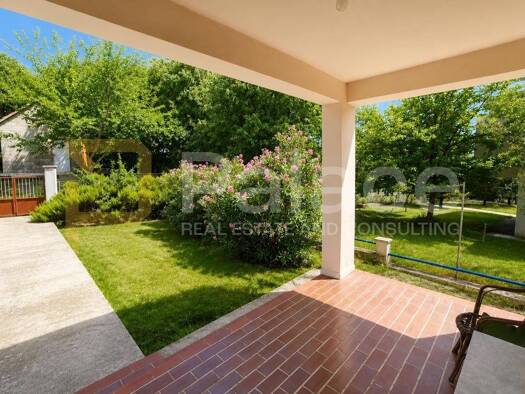 Einfamilienhaus zum Kauf 150.000 € 2 Zimmer 100 m² Drniš 22320