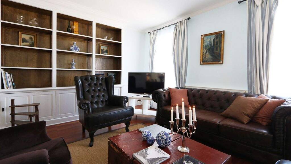 Wohnung zum Kauf 600.000 € 2 Zimmer 85 m² frei ab sofort Mitte Berlin 10117