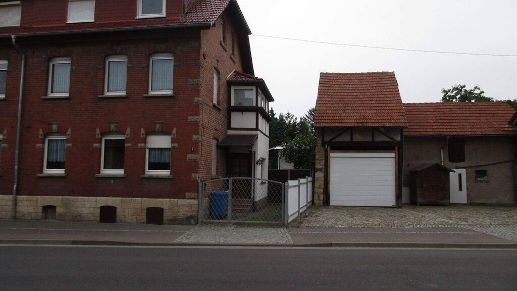 Doppelhaushälfte zum Kauf 210.000 € 7 Zimmer 130 m² 1.150 m² Grundstück Kranichfeld 99448