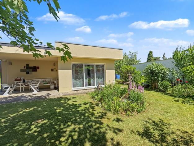 Bungalow zum Kauf 365.000 € 3 Zimmer 136 m² 551 m² Grundstück Böllberg-Wörmlitz Halle (Saale) 06128