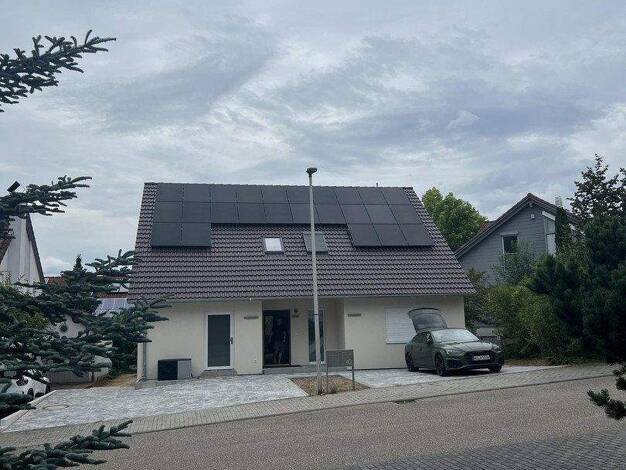 Mehrfamilienhaus zur Miete 900 € 2 Zimmer 45 m² 150 m² Grundstück frei ab 01.05.2026 Haigrnstraße 43 Flein 74223