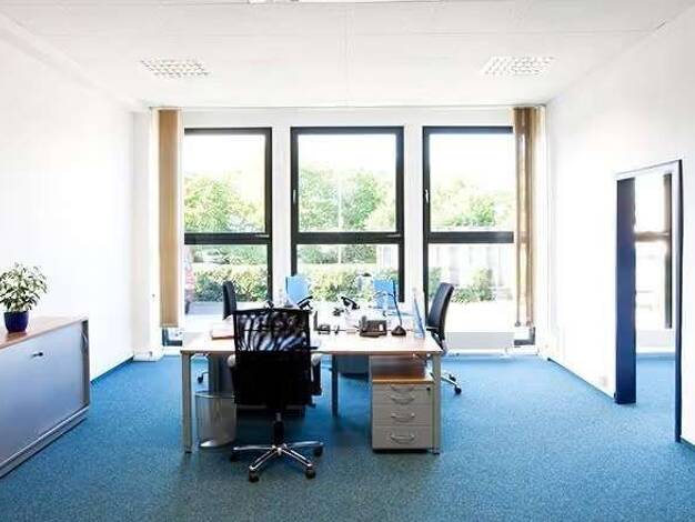 Bürofläche zur Miete provisionsfrei 15 m² Bürofläche teilbar ab 15 m² Blumenberger Straße 143 Stadtmitte Mönchengladbach 41061