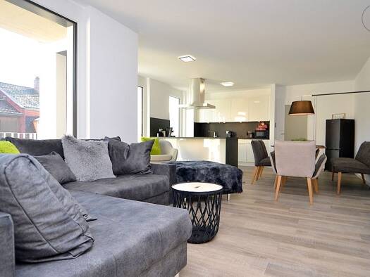 Wohnung zur Miete Wohnen auf Zeit 2.290 € 3 Zimmer 86 m² frei ab sofort Zirndorf Zirndorf 90513