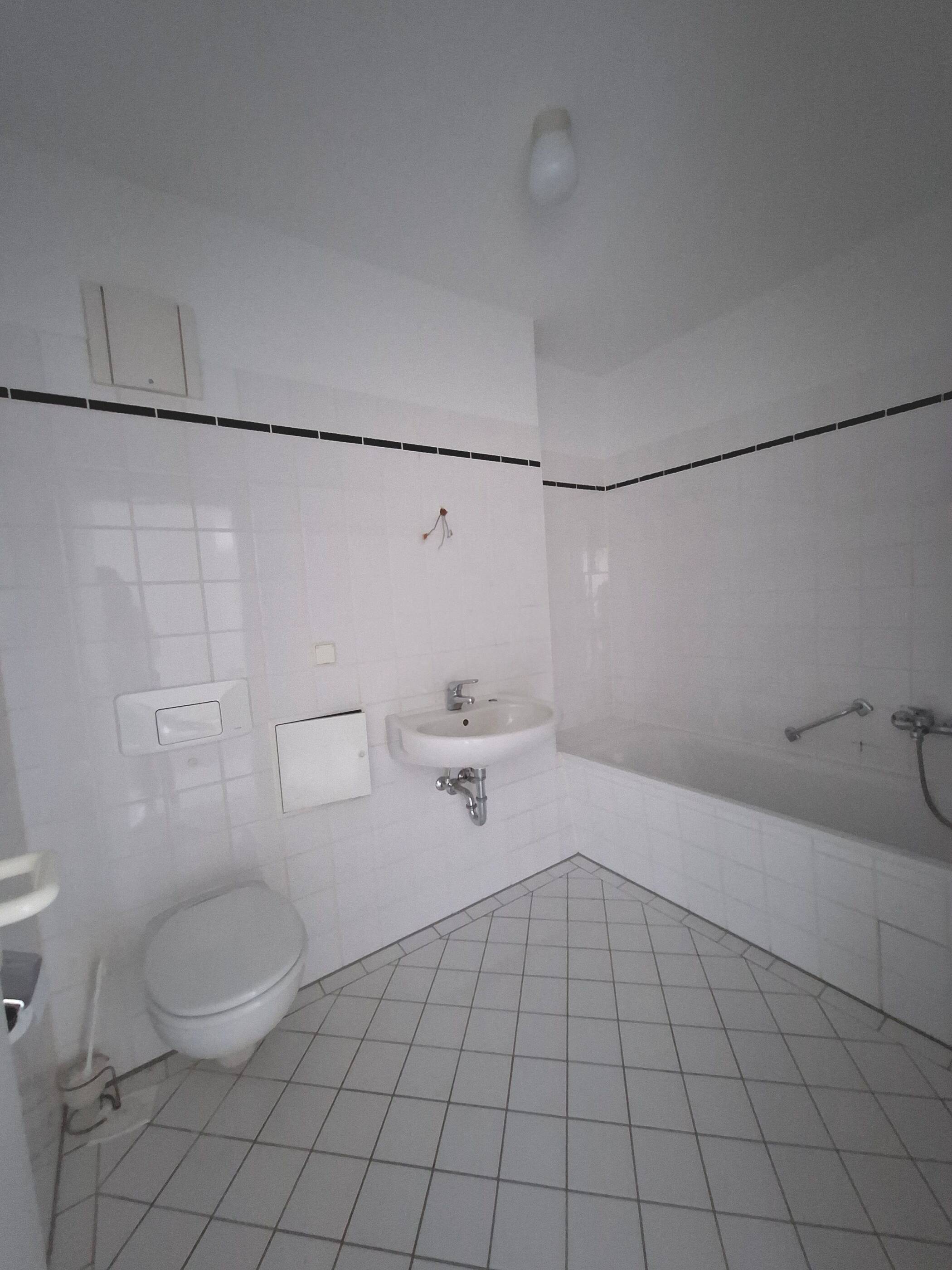 Tolle 2-Raum-Wohnung mit Balkon! – Frankenberger Straße 41, 9131 Chemnitz – Vorschaubild 6