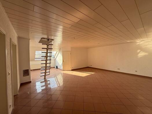 Wohnung zur Miete 1.200 € 4 Zimmer 110 m² frei ab sofort Hagsfeld Karlsruhe 76139