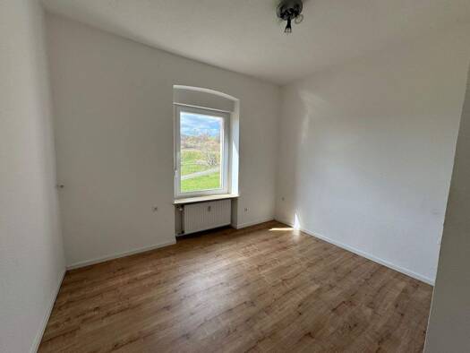 Wohnung zur Miete 500 € 2 Zimmer 45 m² frei ab sofort Hauptstr. 15 Birgel 54587