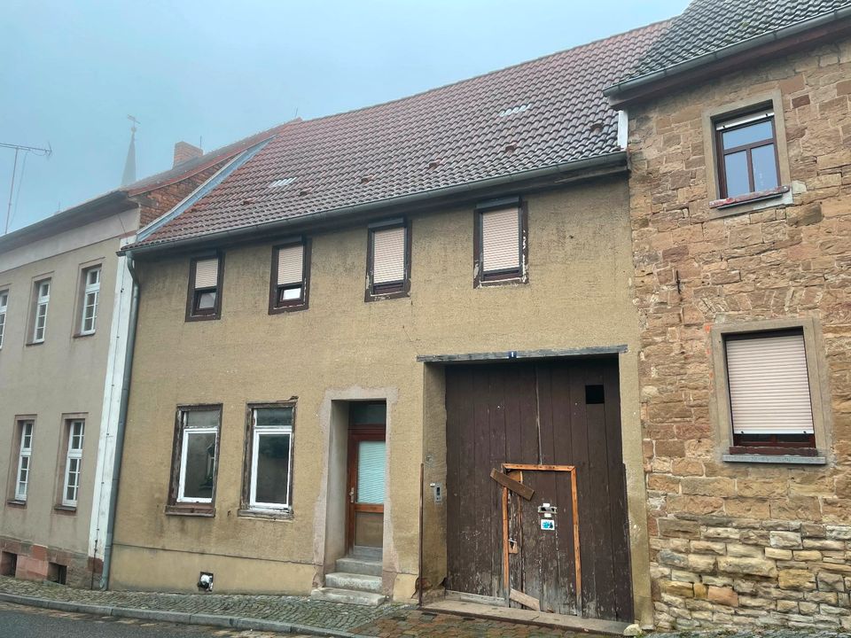 Haus zur Miete 100 € 9 Zimmer 185 m²<br/>Wohnfläche 304 m²<br/>Grundstück Wiehe Wiehe 06571