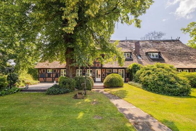 Bauernhaus zum Kauf provisionsfrei 1.995.000 € 23 Zimmer 683 m² 16.700 m² Grundstück Karze Bleckede 21354