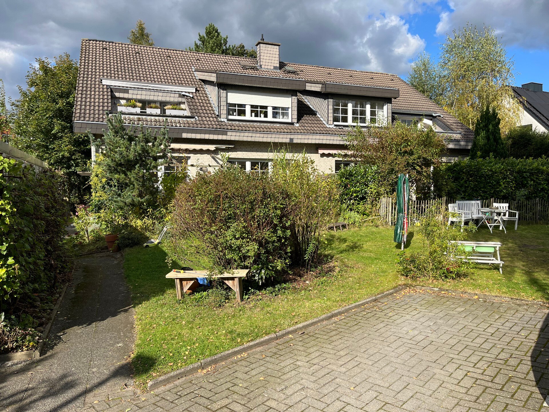 Doppelhaushälfte zum Kauf 1.050.000 € 12 Zimmer 340 m²<br/>Wohnfläche 1.104 m²<br/>Grundstück Sonnenhügel 63 Osnabrück 49088