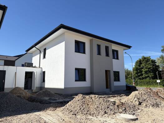 Wohnung zum Kauf - Erstbezug 286.500 € 3 Zimmer 74 m² EG Pivitsheide Detmold 32758