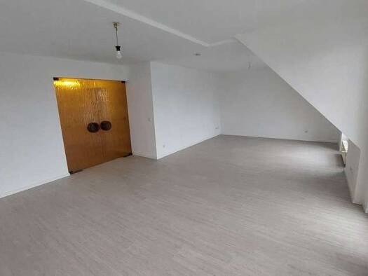 Maisonette zur Miete 1.500 € 3 Zimmer 114 m² Geschoss 2/2 frei ab 01.10.2026 Rath/Heumar Kalk 51107