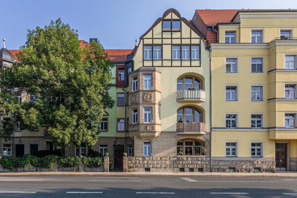 Wohnung zur Miete 447 € 2 Zimmer 52,5 m²<br/>Wohnfläche 3.<br/>Geschoss 02.12.2024<br/>Verfügbarkeit Schneebergstr. 37 Gruna (Falkensteinplatz) Dresden 01277