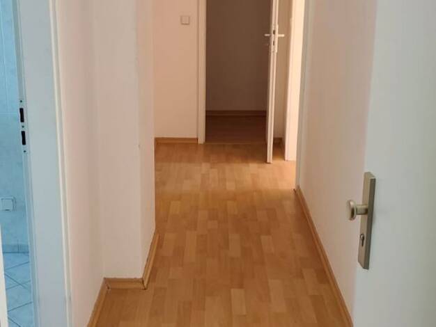 Wohnung zur Miete 340 € 2 Zimmer 60,2 m² Geschoss 2/2 frei ab sofort Pausitzer Straße 47 Pausitzer Delle Riesa 01589