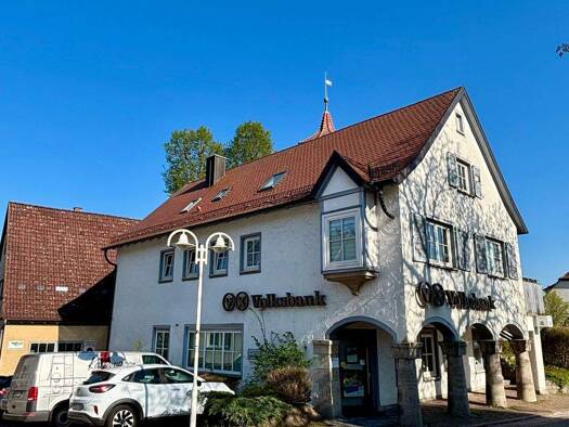 Haus zum Kauf 295.000 € 9 Zimmer 237 m² 241 m² Grundstück Kirchgasse 2 Rot am See 74585