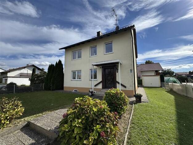 Einfamilienhaus zum Kauf 220.000 € 5 Zimmer 110 m² 461 m² Grundstück Wallersdorf Wallersdorf 94522