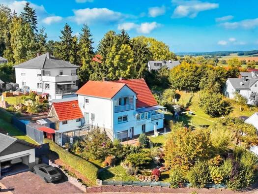 Einfamilienhaus zum Kauf 252.000 € 9 Zimmer 158 m² 1.389 m² Grundstück Röllshausen Schrecksbach 34637