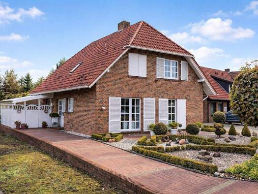 Einfamilienhaus zum Kauf 308.900 € 5 Zimmer 144 m² 374 m² Grundstück Uelsen 49843