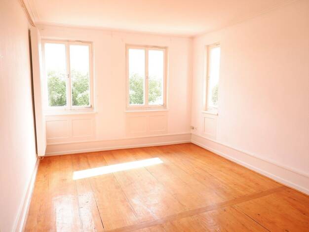 Wohnung zur Miete 345 € 5 Zimmer 118 m² 2. Geschoss Innenstadt Tübingen 72070