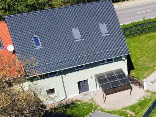 Haus zum Kauf 395.000 € 8 Zimmer 244 m² 2.217 m² Grundstück Weichau 2a Naumburg Naumburg (Saale) 06618