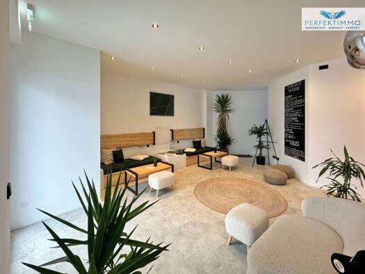 Büro zum Kauf 5 Zimmer Oberndorf in Tirol 6372