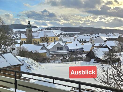 Wohnung zur Miete 925 € 4 Zimmer 100 m² Geschoss 1/2 frei ab 01.02.2026 Oberviechtach 92526