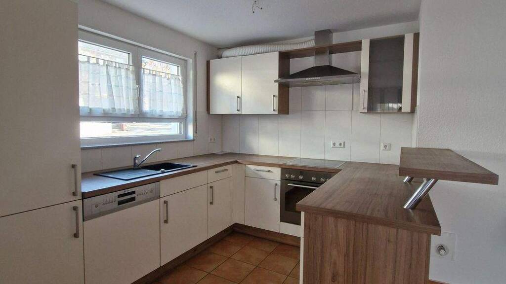 Wohnung zur Miete 900 € 3 Zimmer 77 m² Geschoss 1/3 frei ab sofort Geradstetten Remshalden 73630