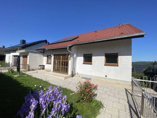 Einfamilienhaus zum Kauf 660.000 € 9 Zimmer 215,6 m² 411 m² Grundstück Söllingen Pfinztal 76327