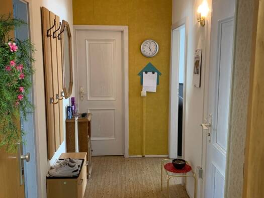 Wohnung zur Miete 400 € 3 Zimmer 60 m² Geschoss -1/4 frei ab sofort Hildburghausen Hildburghausen 98646